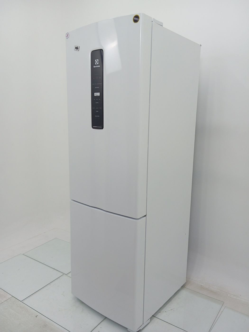 REFRIGERADOR ELECTROLUX IB45 FROST FREE (AUTO