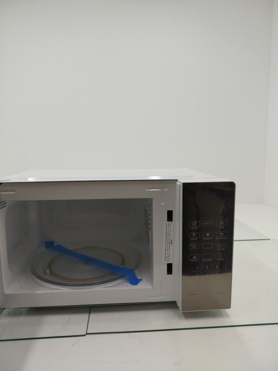 MICRO-ONDAS PHILCO PMO23BB 20L - BRANCO