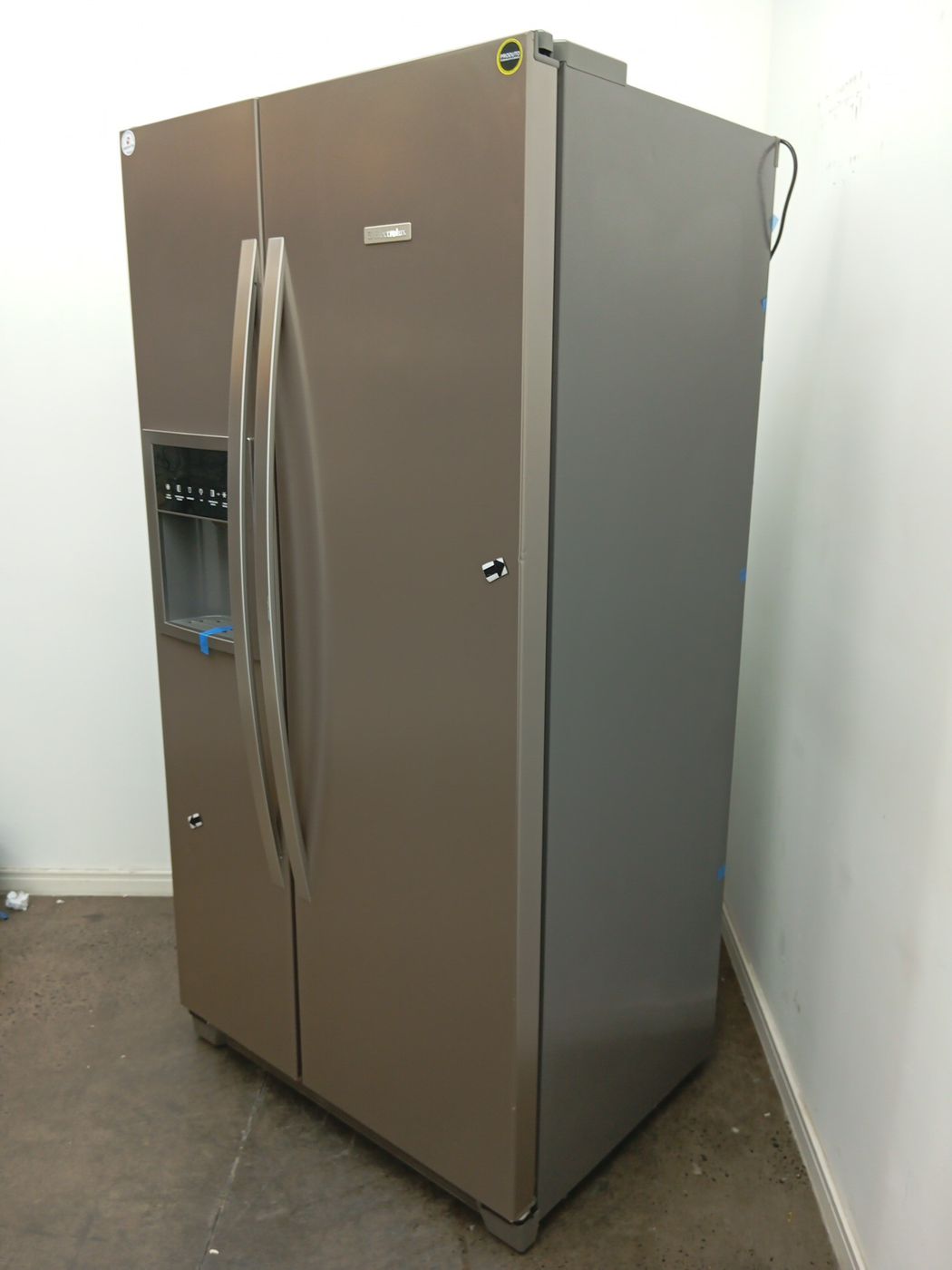 REFRIGERADOR ELECTROLUX SS72X FROST FREE SIDE