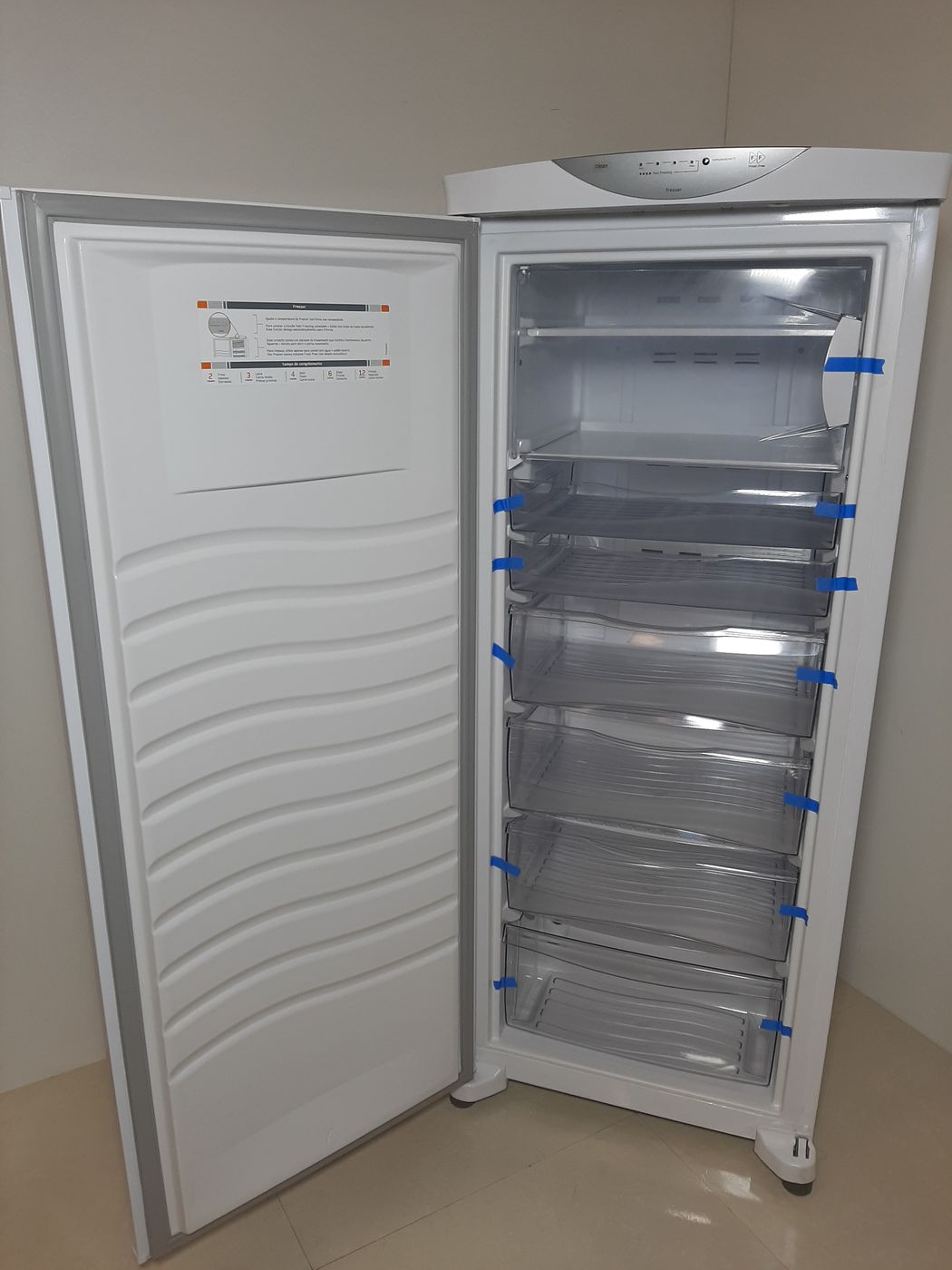 FREEZER BRASTEMP VERTICAL 1 PORTA 197L BR - B