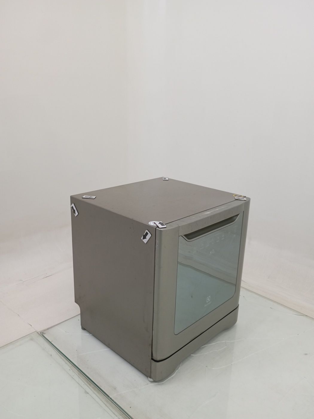 LAVA LOUCAS ELECTROLUX LE08S - Lava Louça Ele