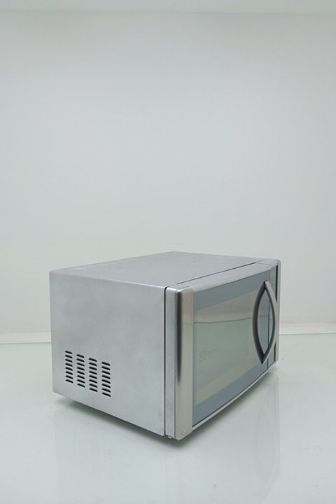 MICRO-ONDAS ELECTROLUX ME41X 31L - INOX