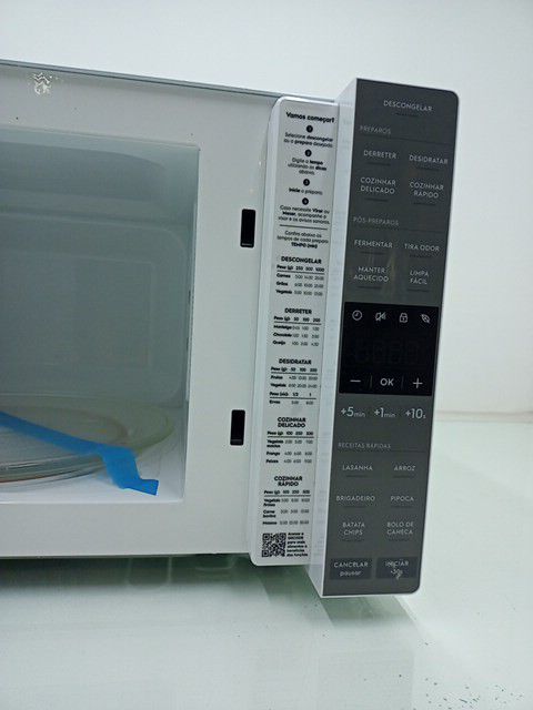 MICRO-ONDAS ELECTROLUX ME36B EFFICIENT 36L MI