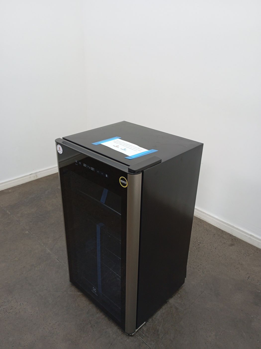 ADEGA ELECTROLUX WDF29 DUAL ZONE 29 GARRAFAS 