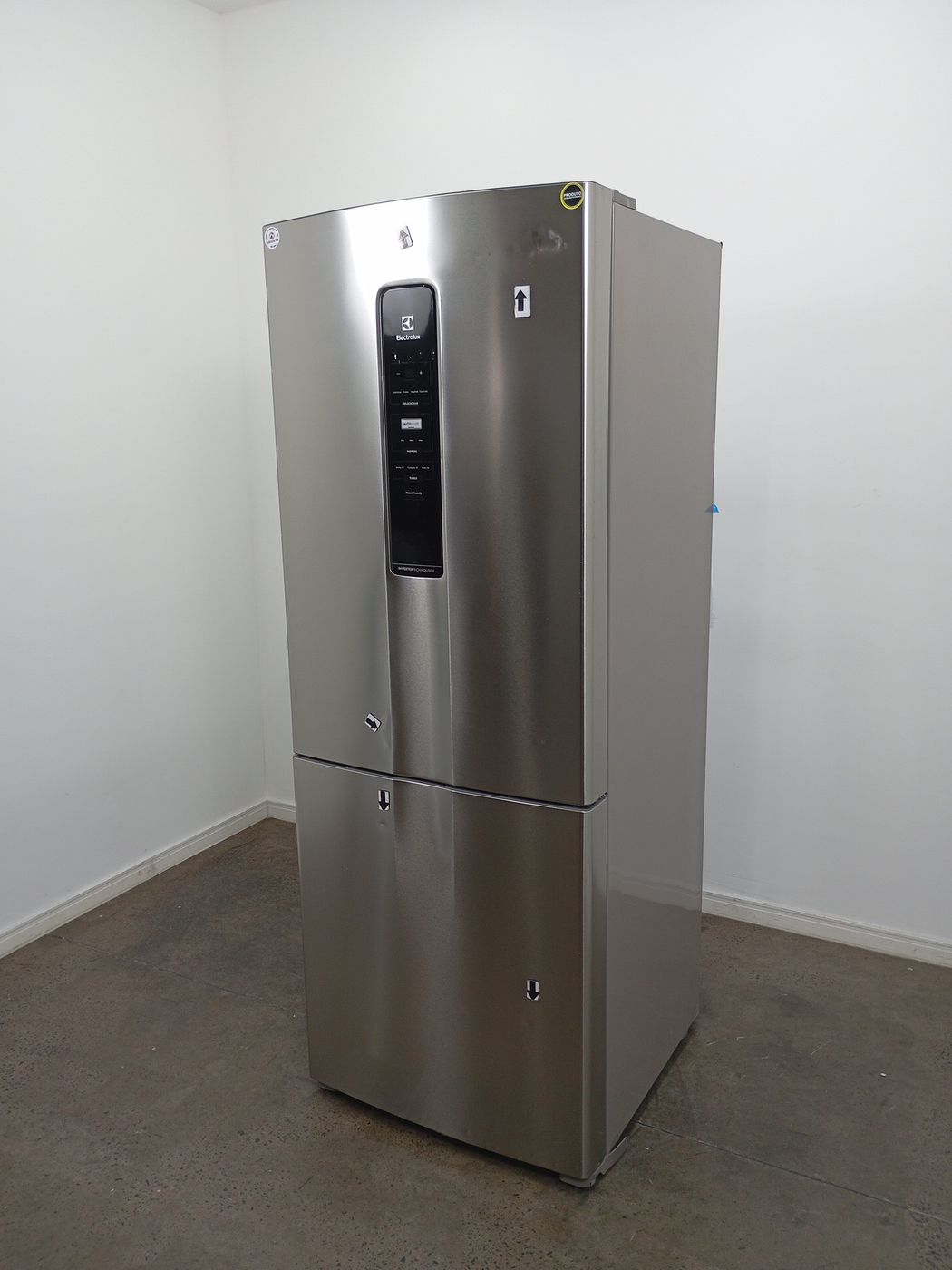 REFRIGERADOR ELECTROLUX IB7S FROST FREE INVER