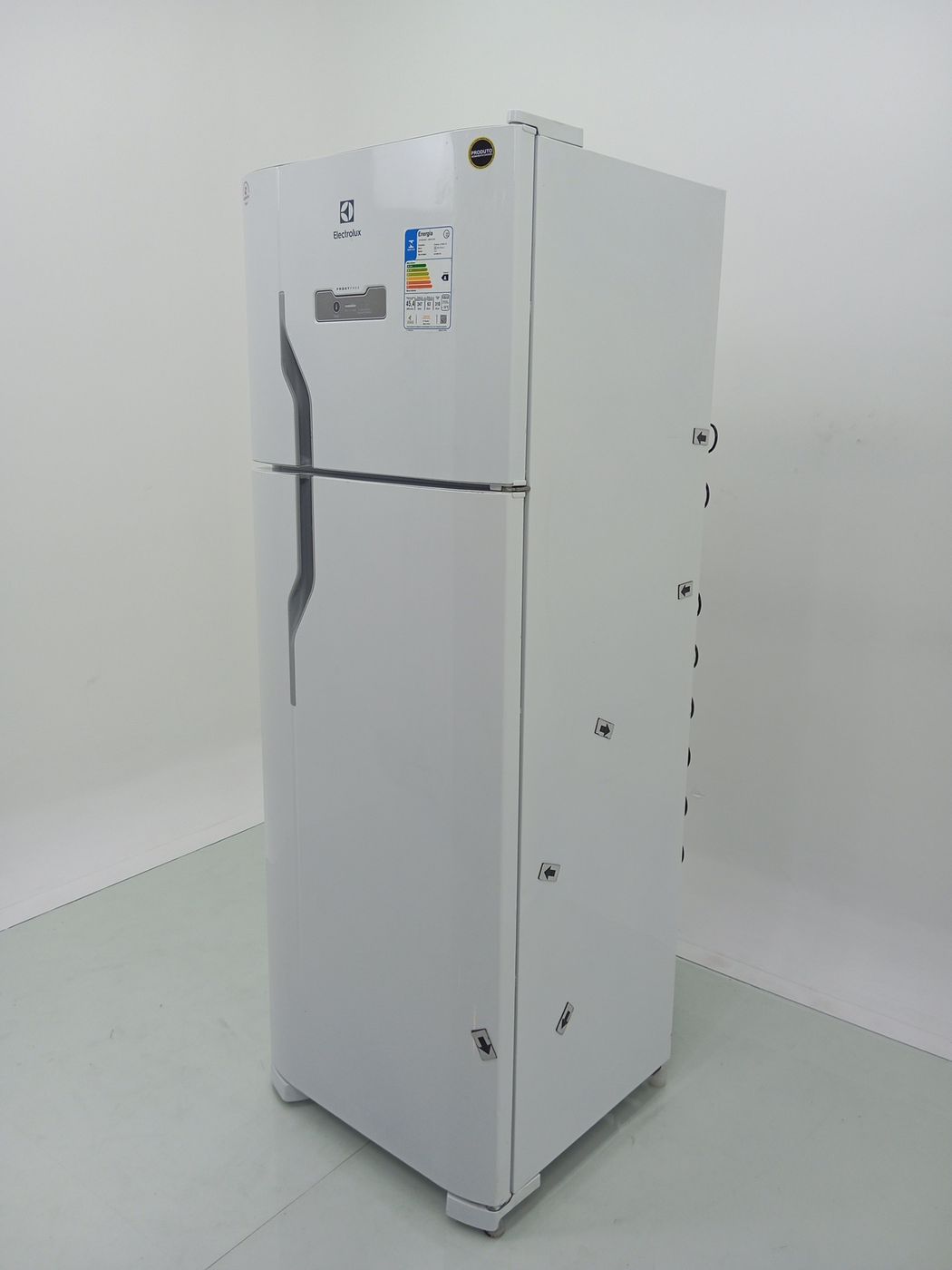 REFRIGERADOR ELECTROLUX TF39-   FROST FREE 31