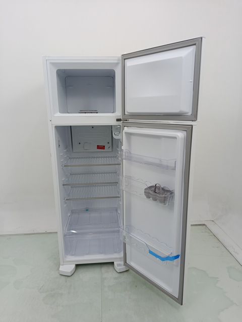 REFRIGERADOR ELECTROLUX DC35A CYCLE DEFROST 2