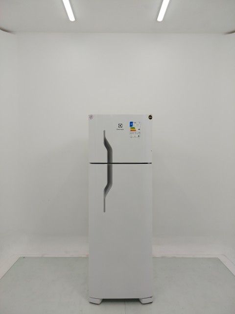 REFRIGERADOR ELECTROLUX DC35A   DUAS PORTAS C