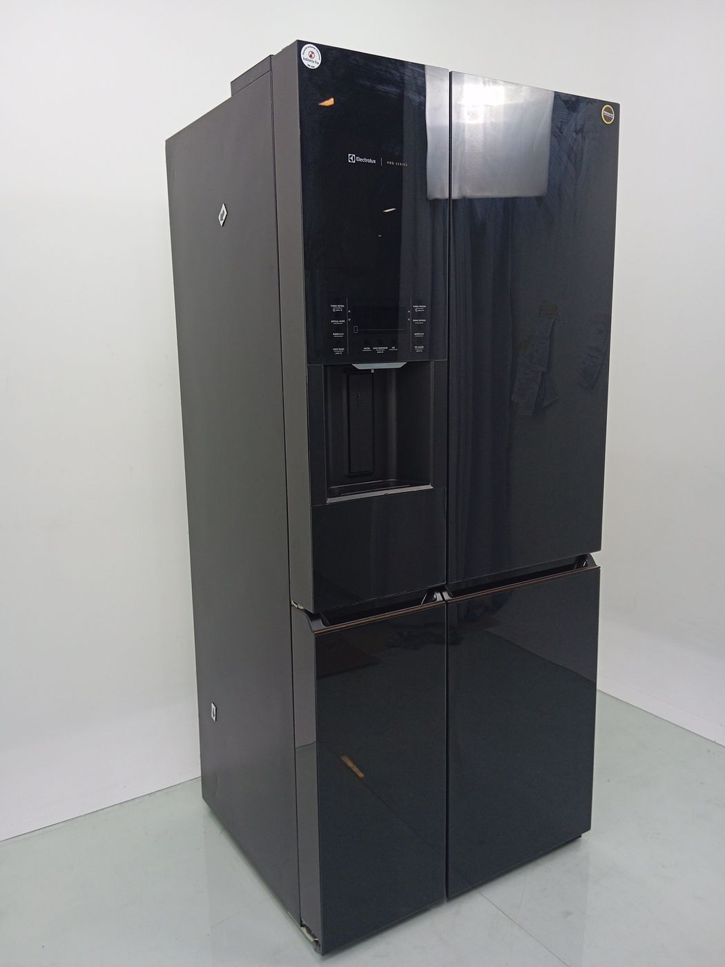 REFRIGERADOR ELECTROLUX IQ8IB FROST FREE INVE