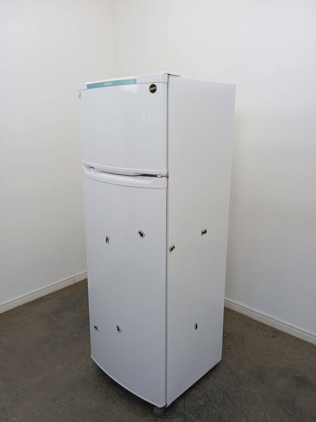 REFRIGERADOR CONSUL CYCLE DEFROST 334L 2 PORT