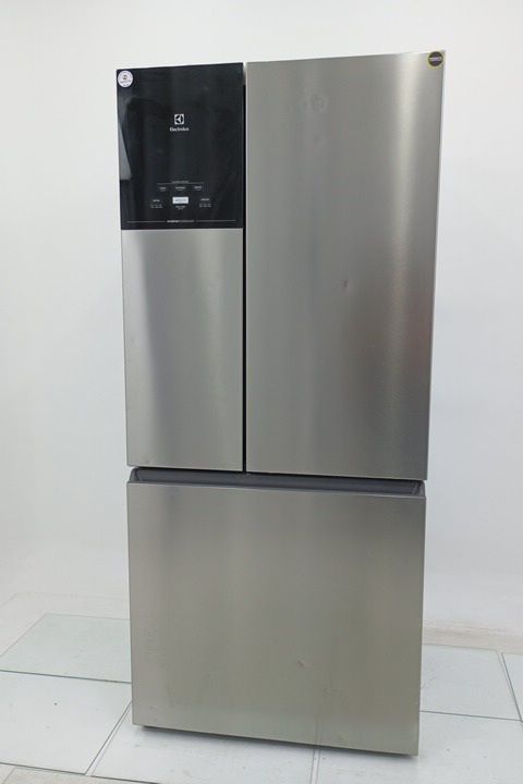 REFRIGERADOR ELECTROLUX IM8S FROST FREE INVER