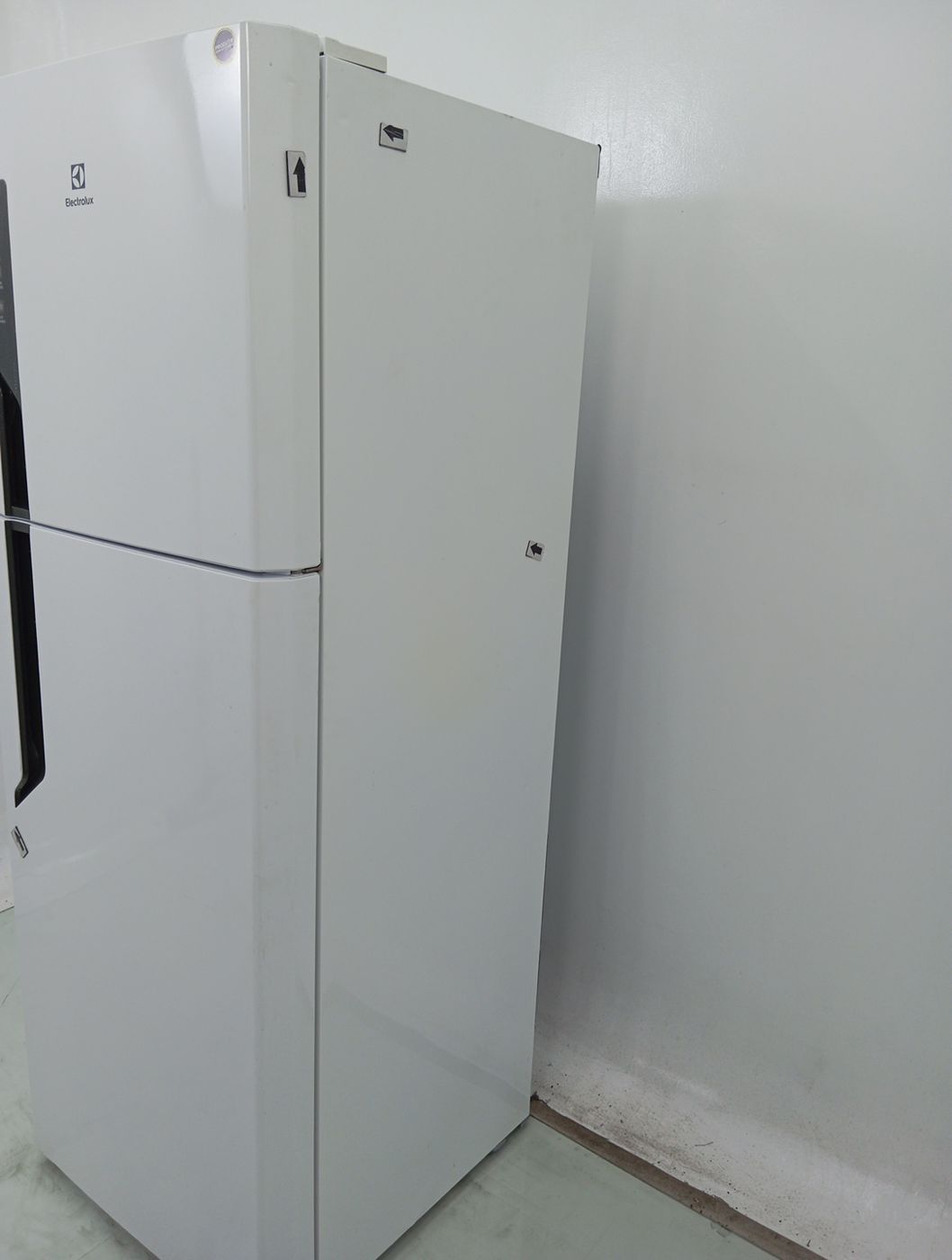 GELADEIRA ELECTROLUX IT56 FROST FREE INVERTER