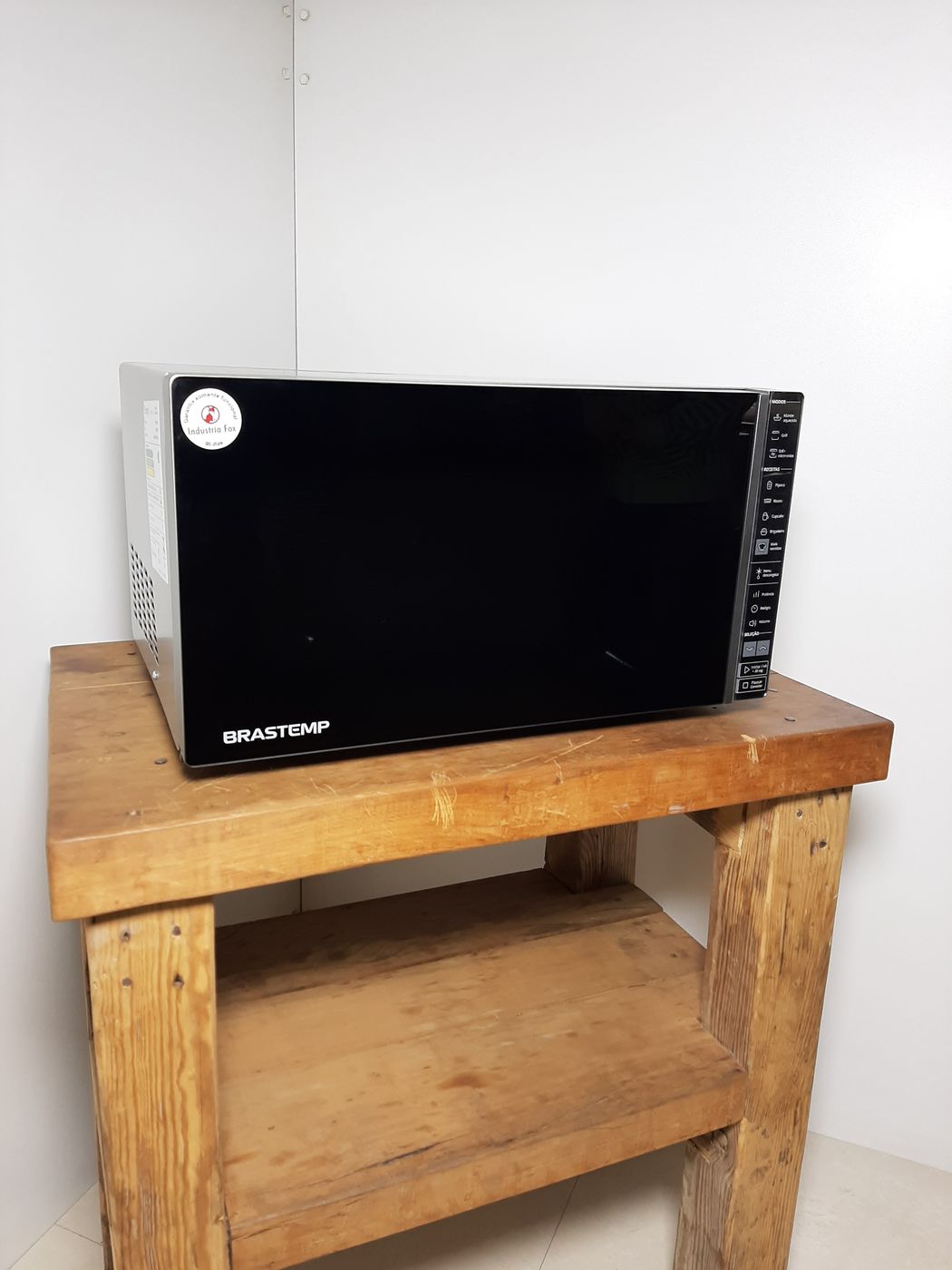 MICRO-ONDAS BRASTEMP FUNÇÃO GRILL 45 L - PRET