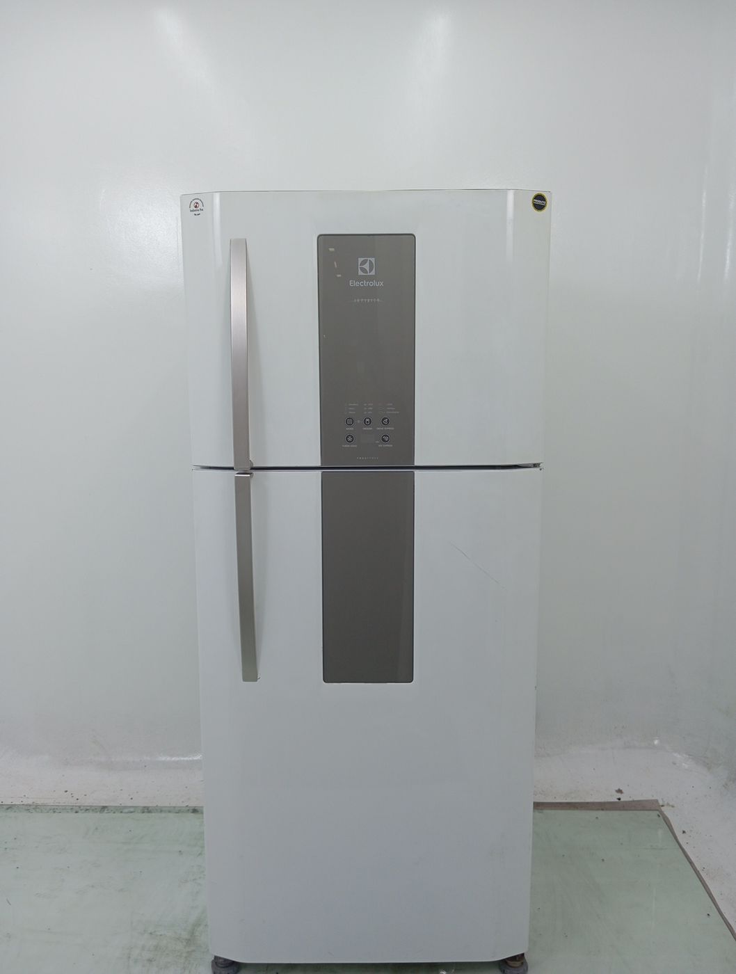 GELADEIRA ELECTROLUX DF82 - Refrigerador Elec
