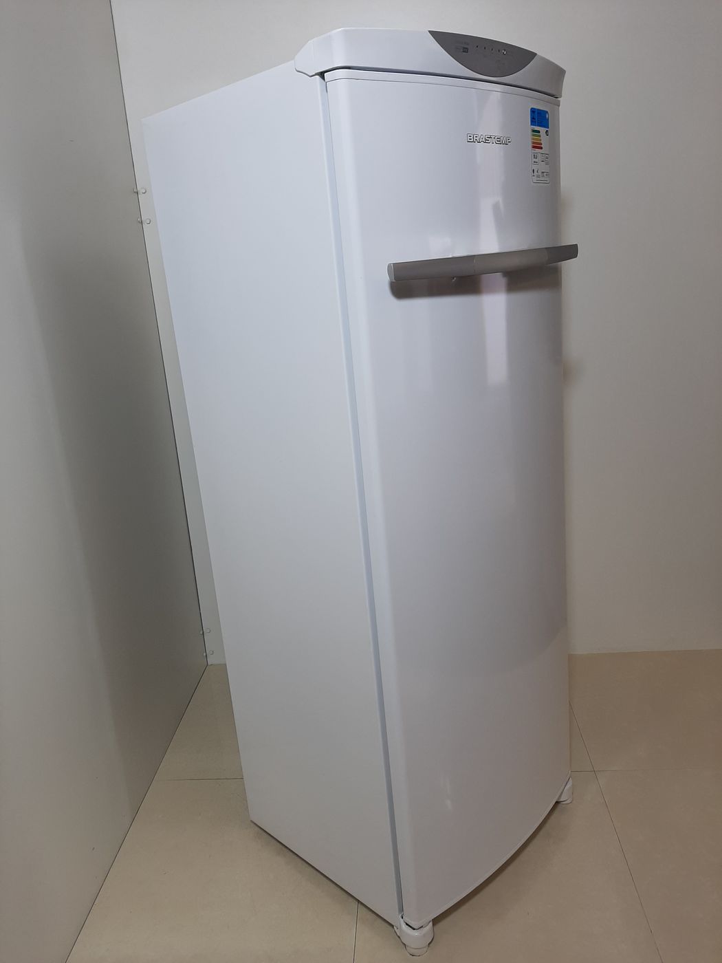 FREEZER BRASTEMP VERTICAL 1 PORTA 228L BR - B