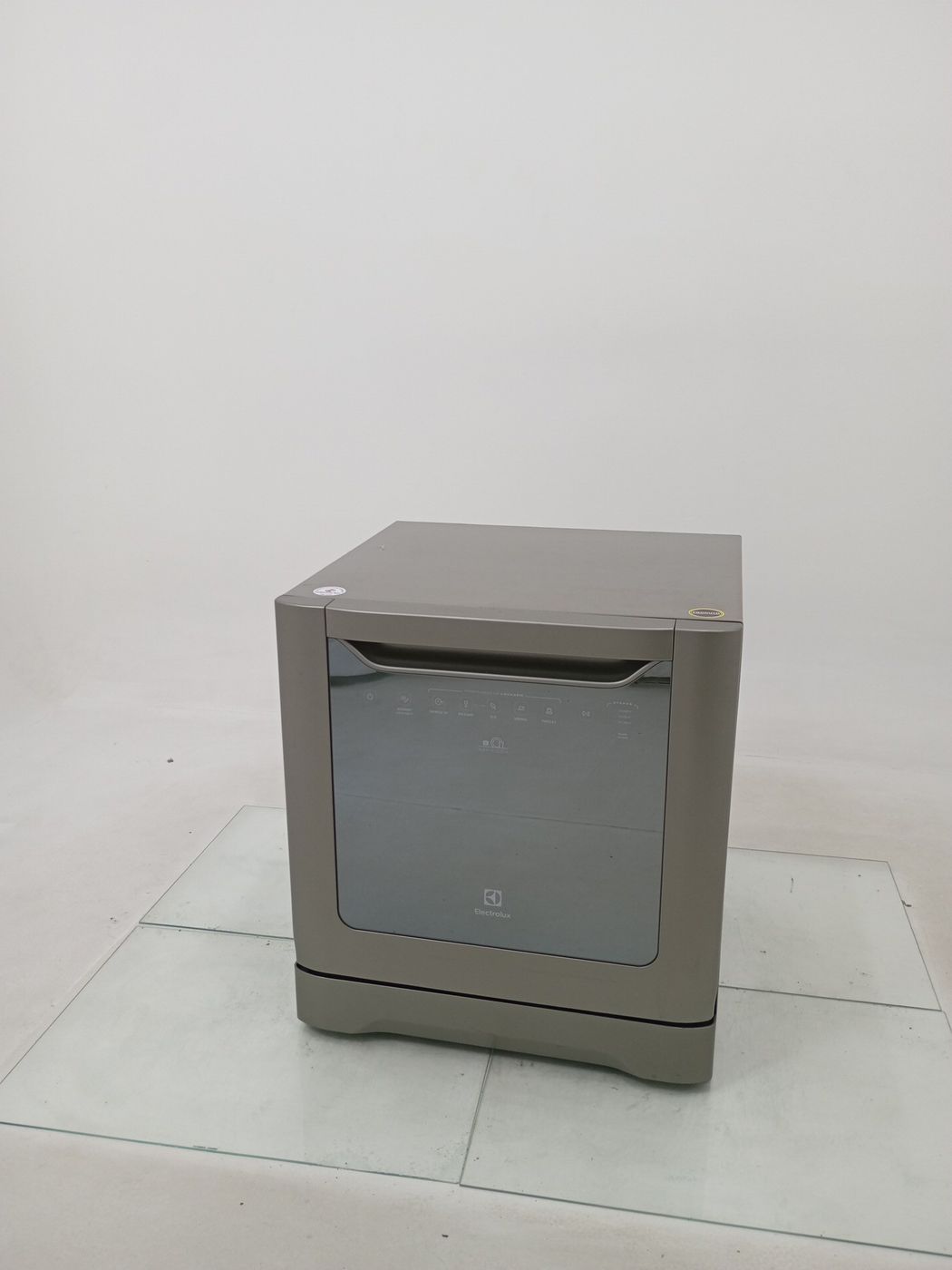 LAVA LOUCAS ELECTROLUX LL08S - Lava Louça Ele