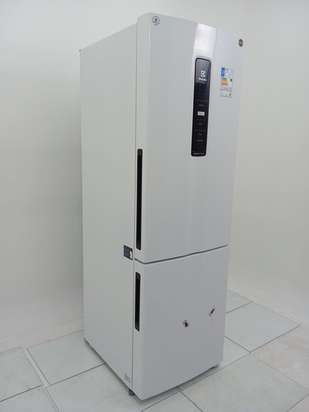 REFRIGERADOR ELECTROLUX IB45 FROST FREE (AUTO