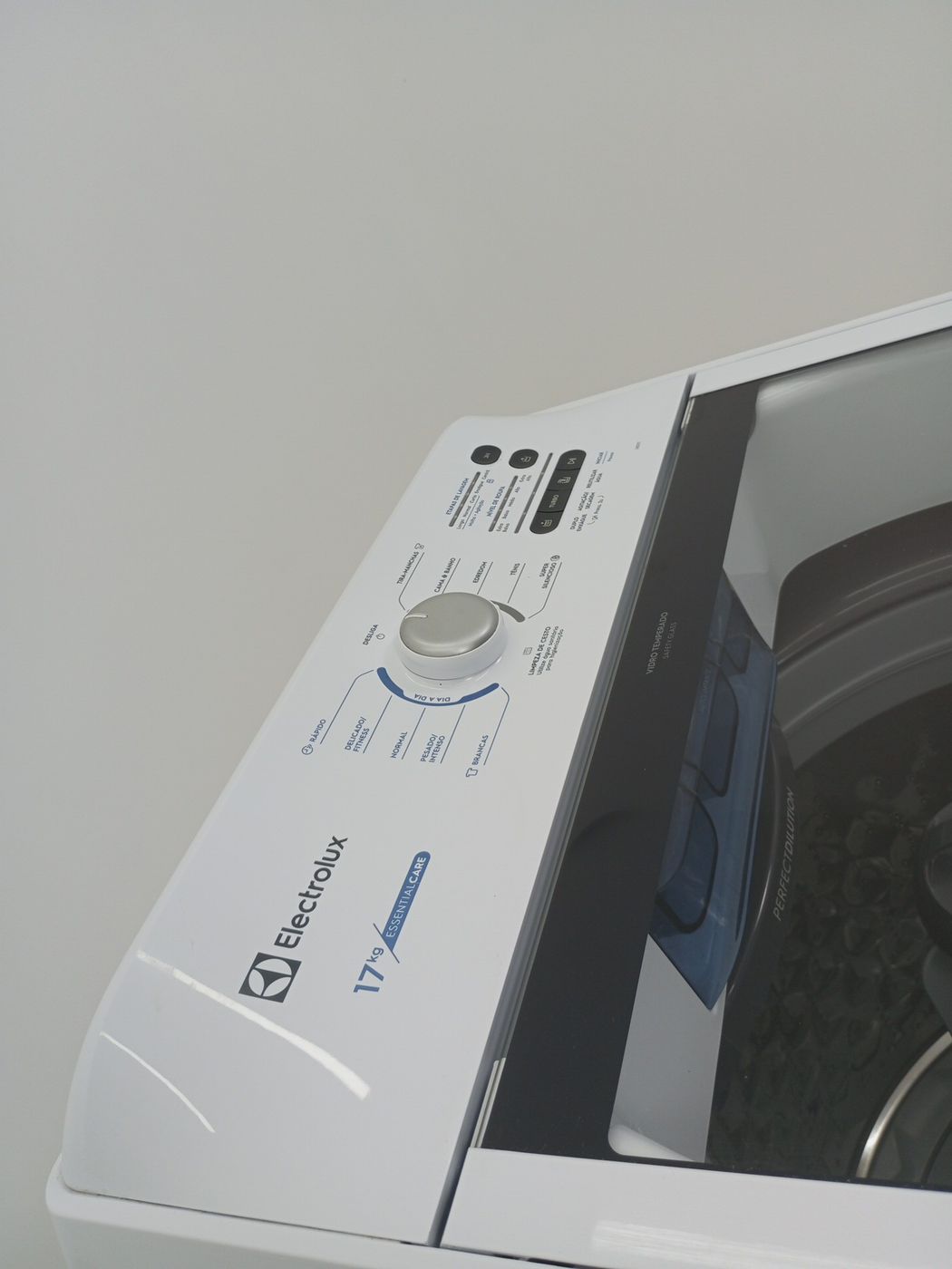 LAVADORA ELECTROLUX LED17 ROUPAS TOP LOAD 17K