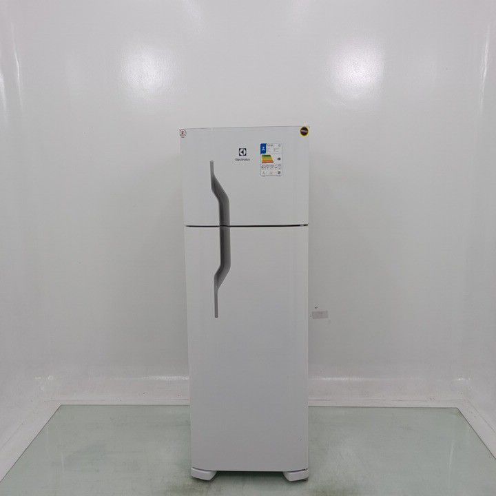 GELADEIRA ELECTROLUX DC35A CYCLE DEFROST 260L