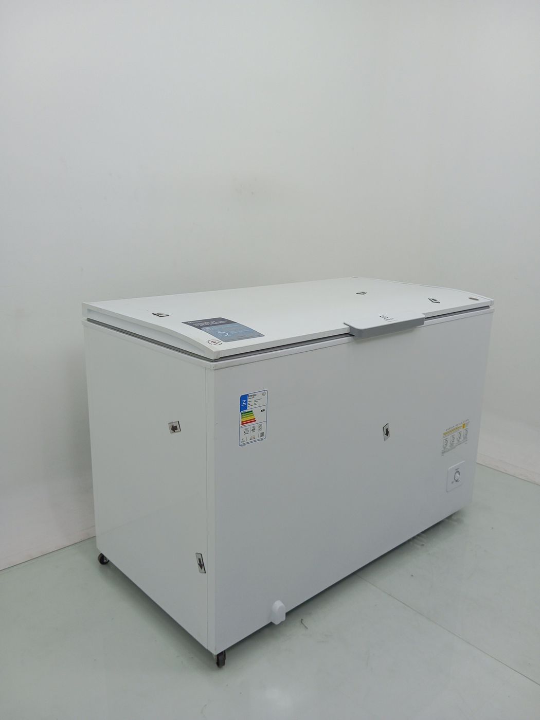 FREEZER ELECTROLUX Freezer Horizontal 400L In