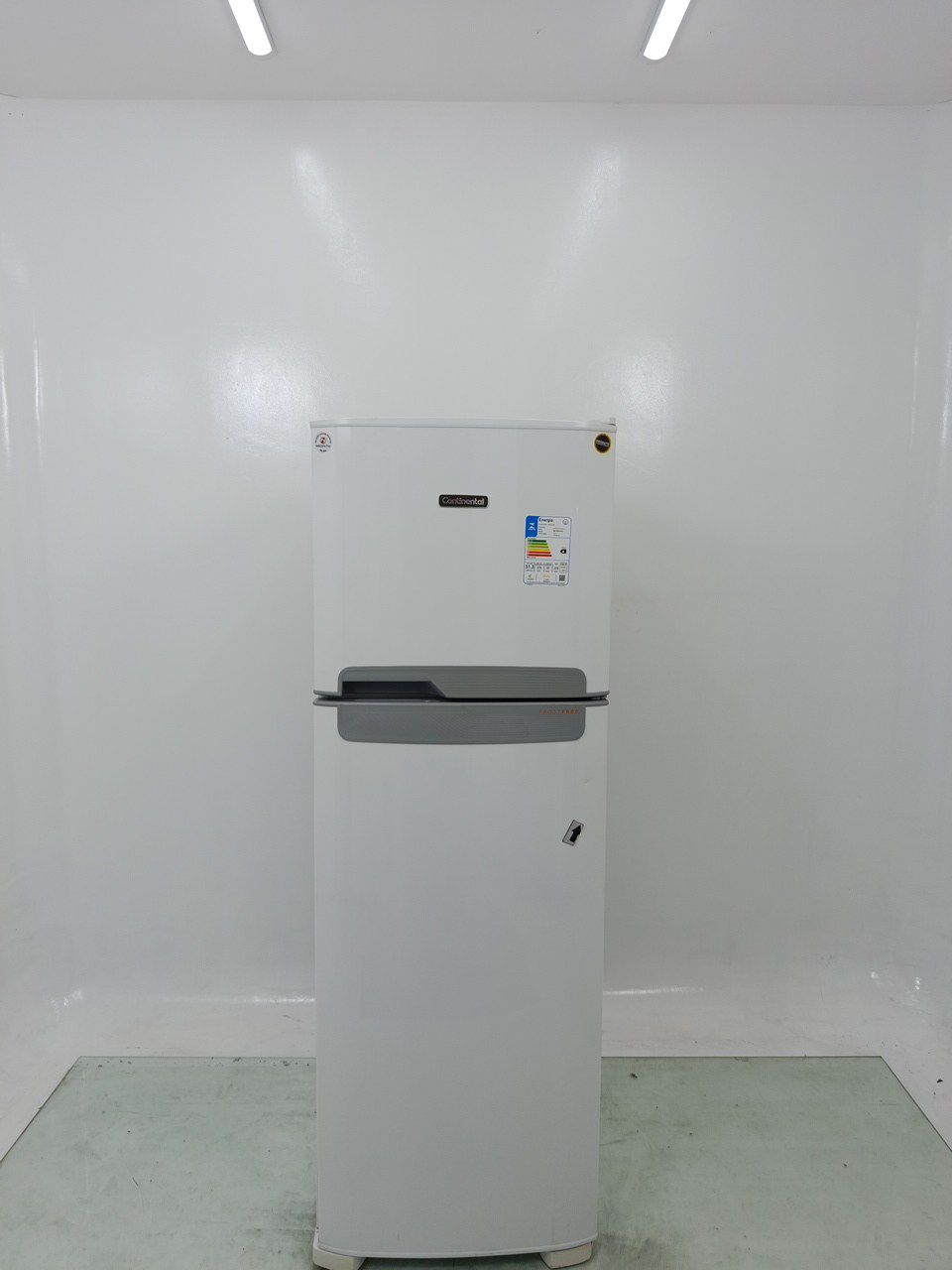 GELADEIRA CONTINENTAL TC41 FROST FREE 370L DU