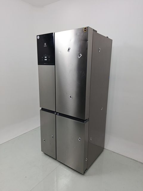 REFRIGERADOR ELECTROLUX IQ8S FROST FREE MULTI