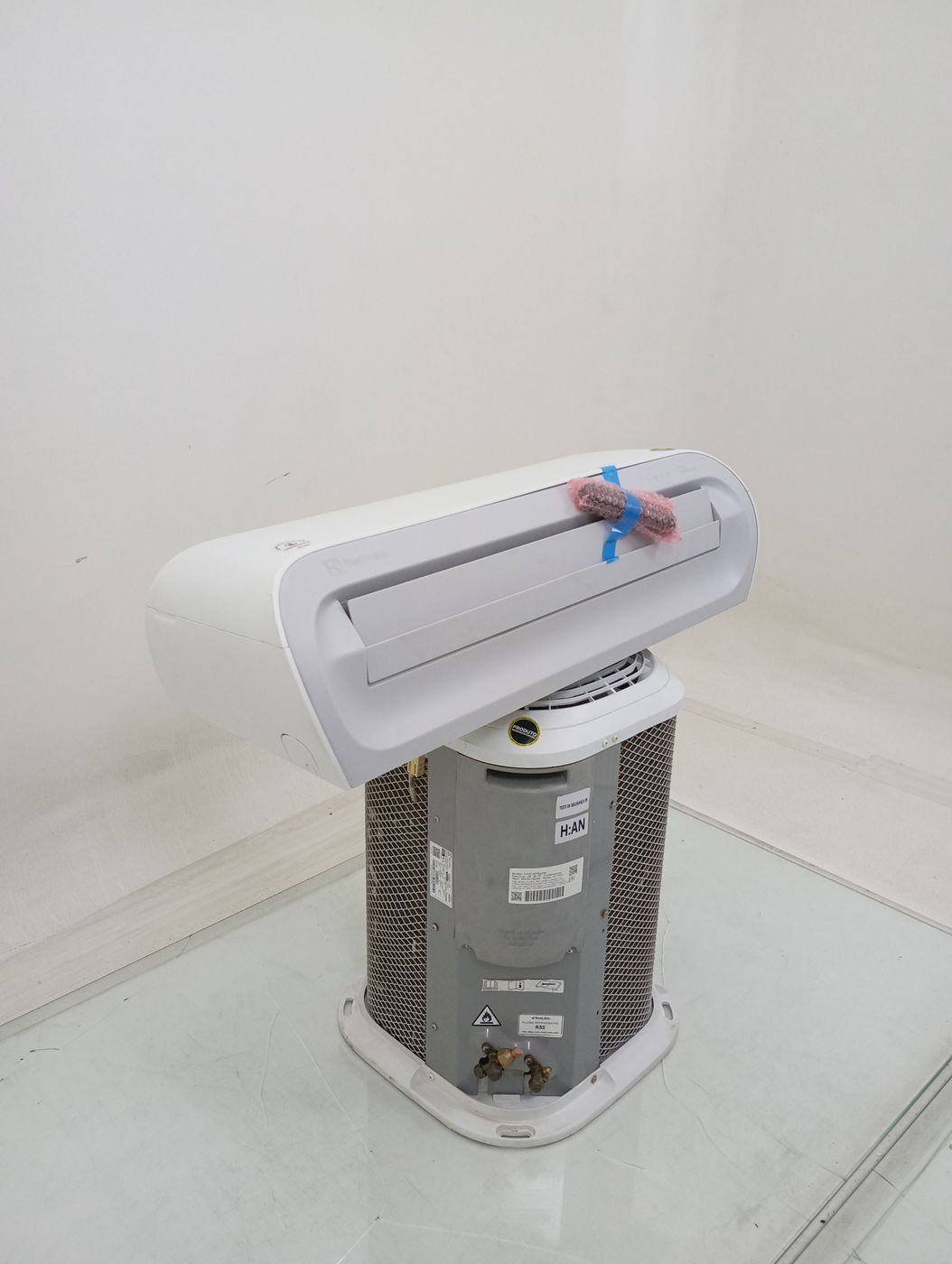 AR CONDICIONADO ELECTROLUX JI12F - SPLIT ELEC