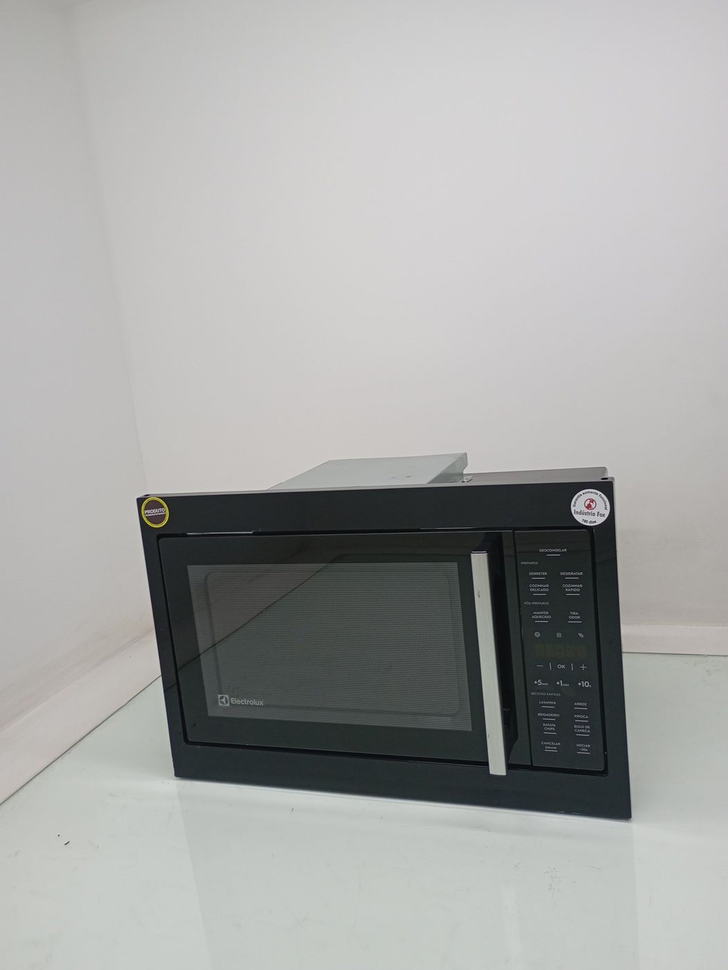 MICRO-ONDAS ELECTROLUX ME3BP - Micro-Ondas El