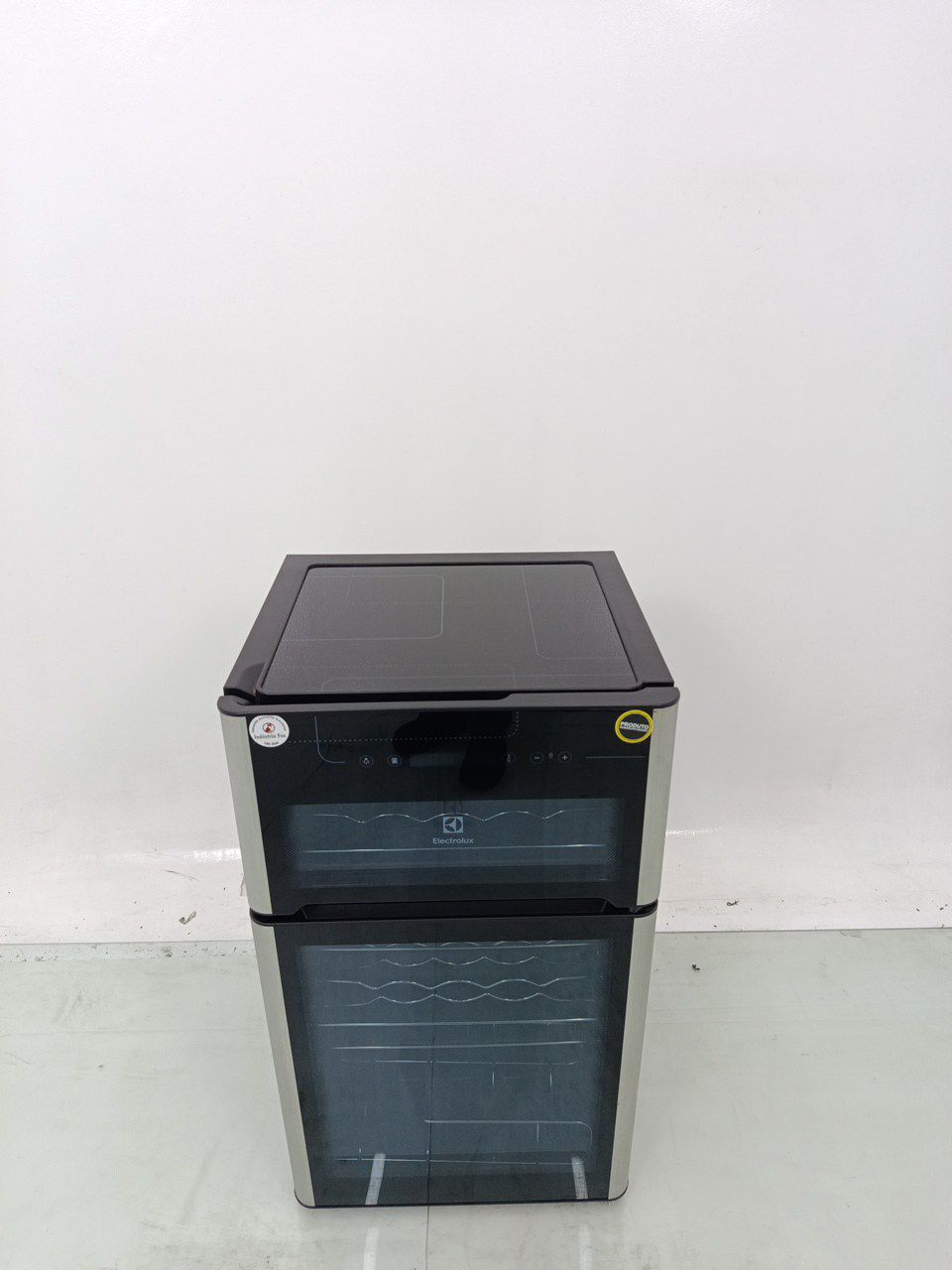 ADEGA ELECTROLUX ACD29 - Adega Electrolux ACD
