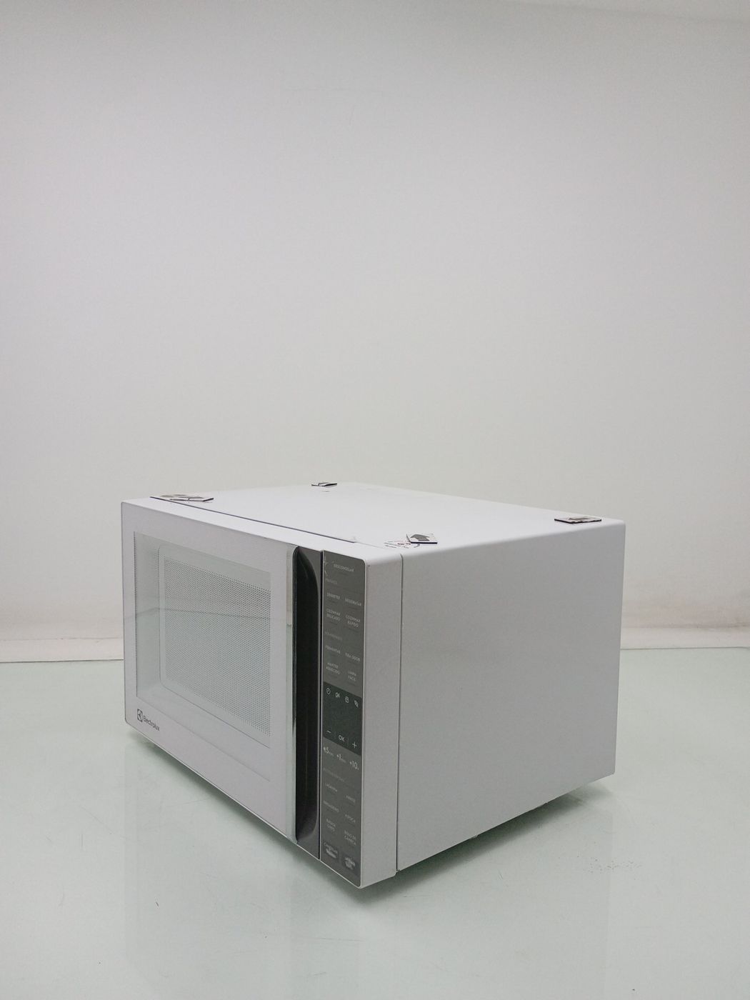 MICRO-ONDAS ELECTROLUX ME36B - Micro-Ondas El