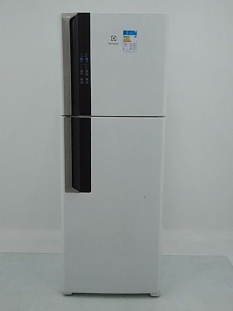 REFRIGERADOR ELECTROLUX DF56 FROST FREE 474 D