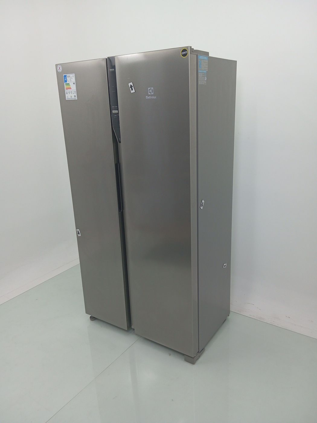 REFRIGERADOR ELECTROLUX IS4S SIDE BY SIDE FRO