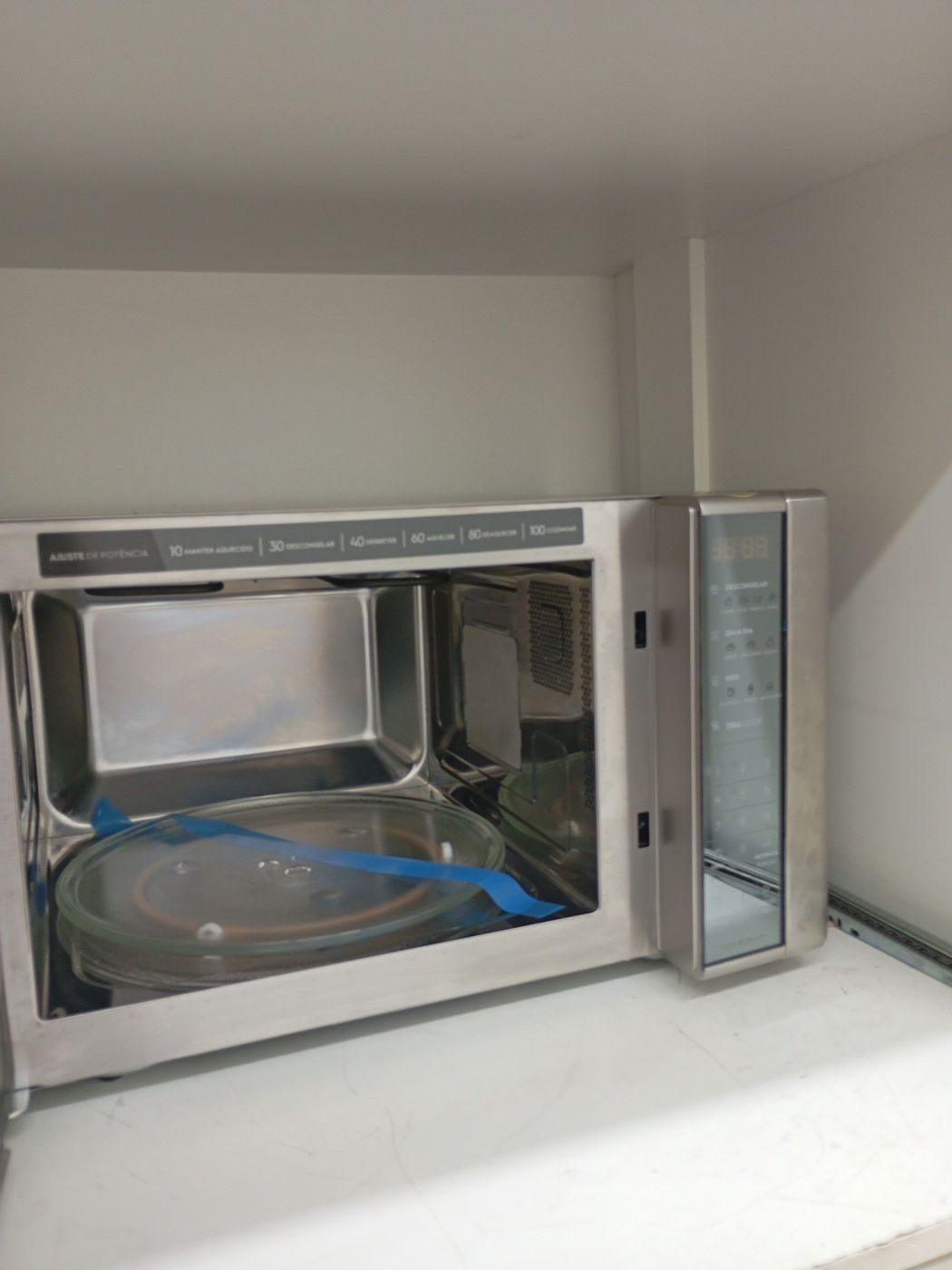 MICRO-ONDAS ELECTROLUX ME41X 31L - INOX