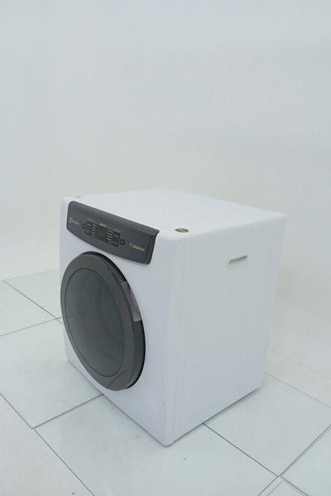 SECADORA ELECTROLUX SVB11 DE PAREDE E PISO 11