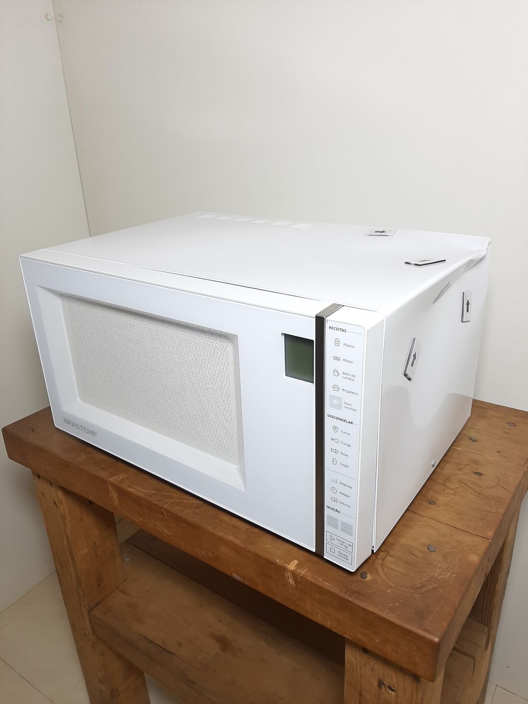 MICRO-ONDAS BRASTEMP 45 L - BRANCO