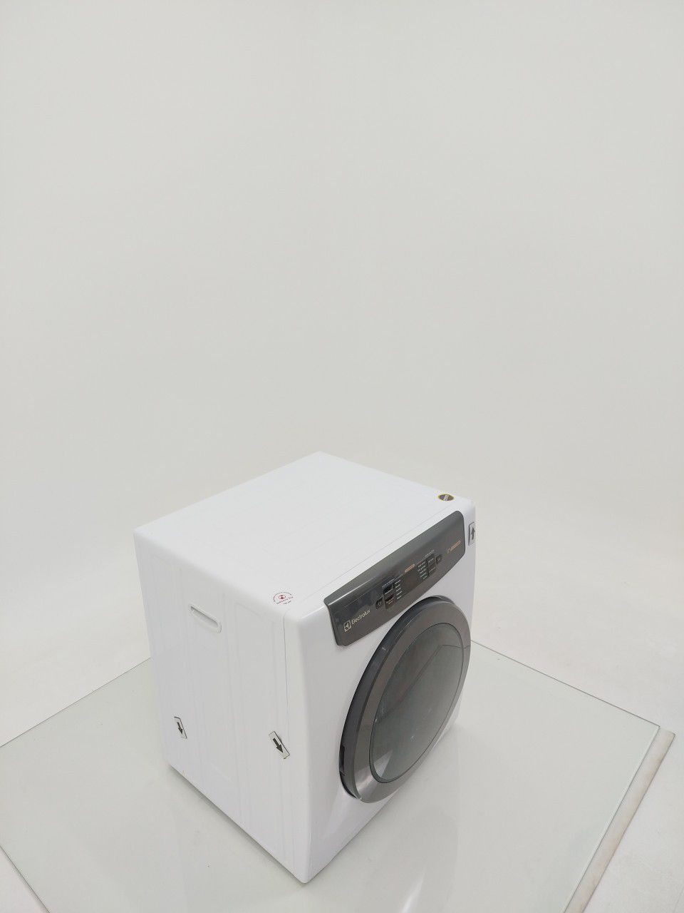 SECADORA ELECTROLUX SVB11 DE PAREDE E PISO 11