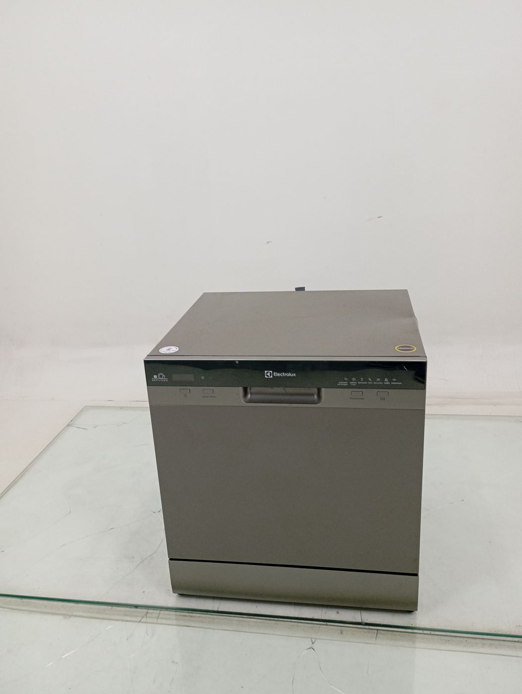 LAVA LOUCAS ELECTROLUX LL08S - Lava Louça Ele