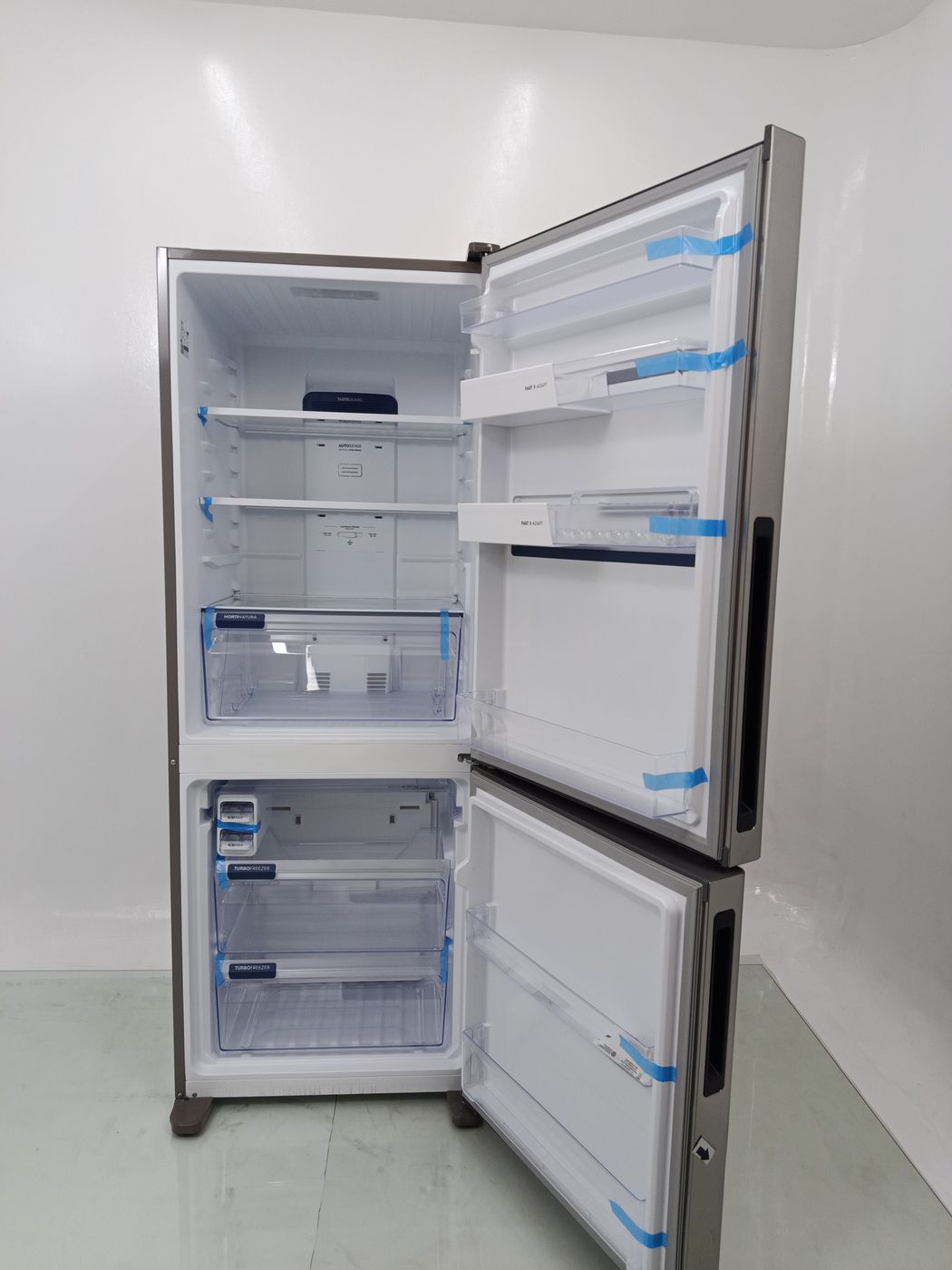 REFRIGERADOR ELECTROLUX IB7S FROST FREE INVER