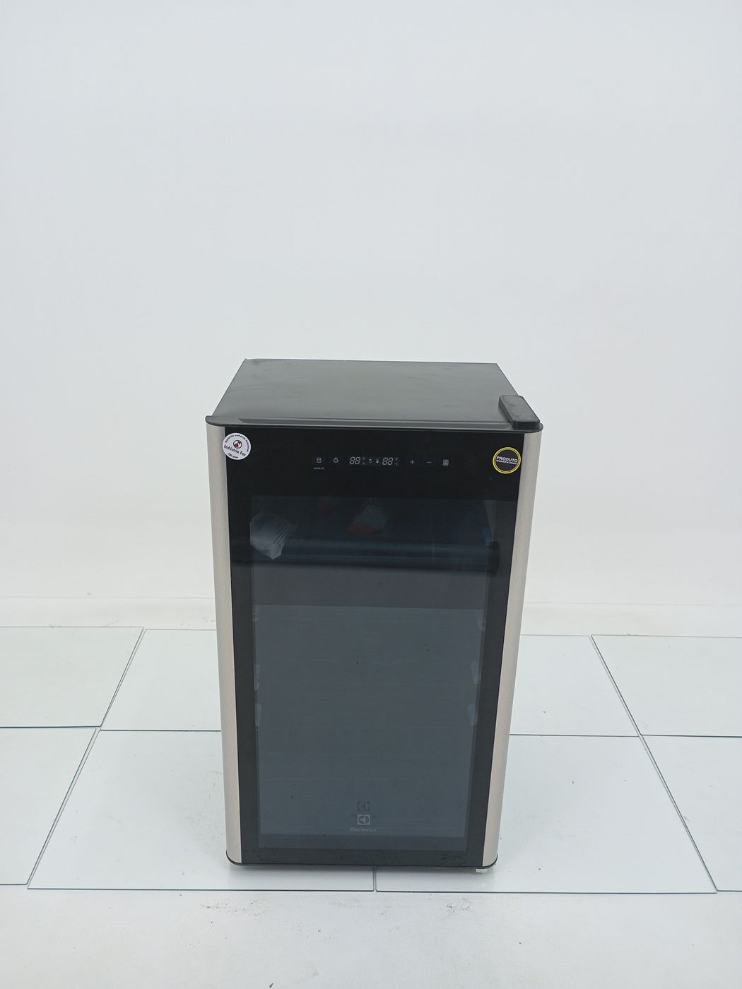 ADEGA ELECTROLUX WDF29 DUAL ZONE 29 GARRAFAS 