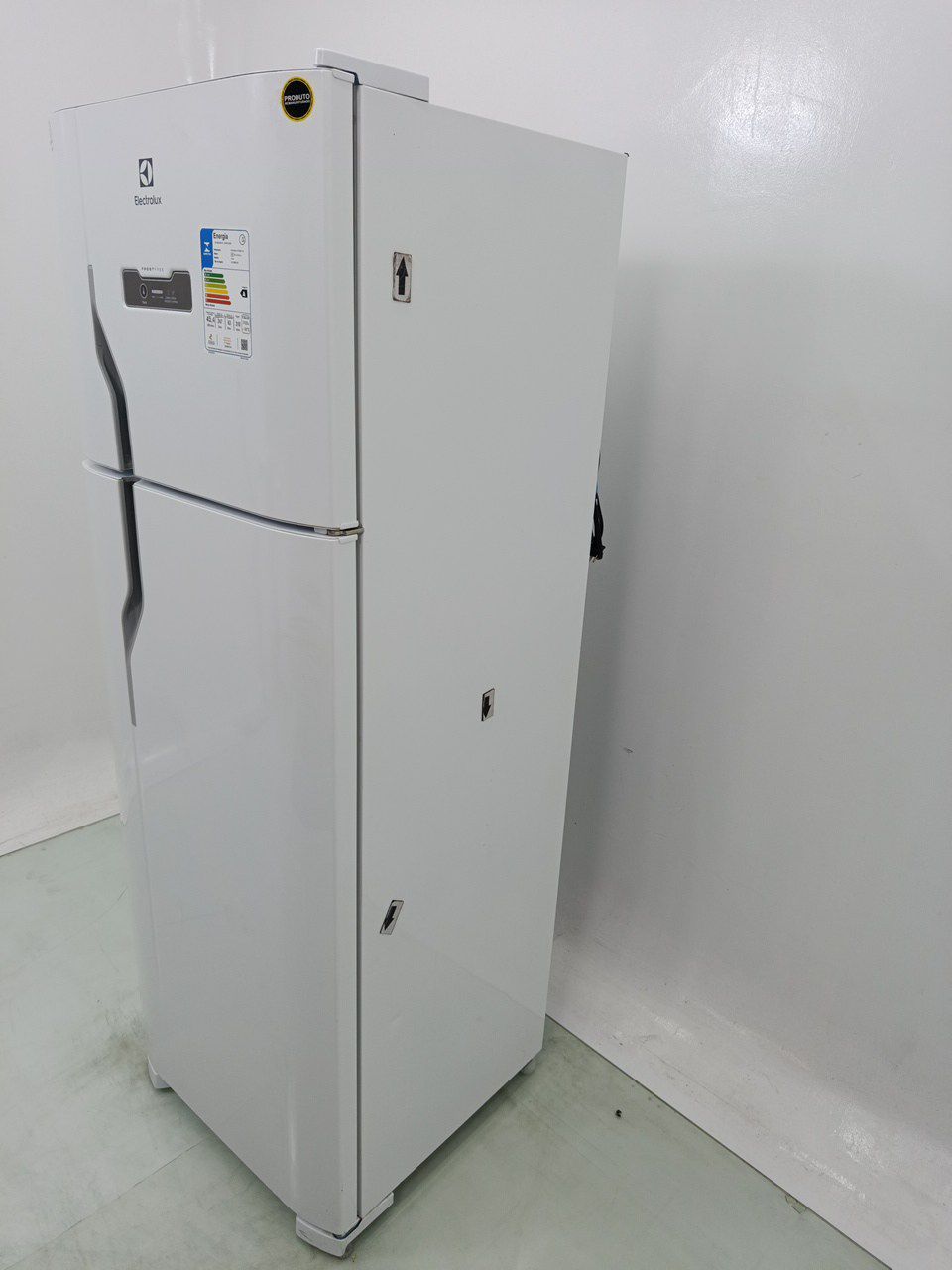 GELADEIRA ELECTROLUX TF39 FROST FREE 310L DUP