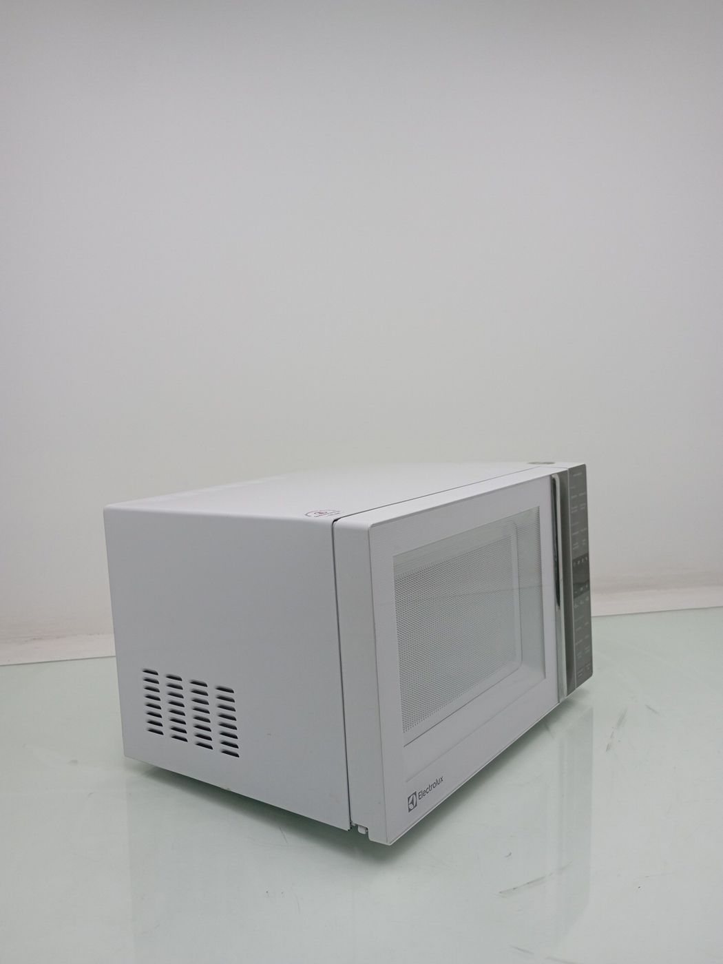 MICRO-ONDAS ELECTROLUX ME36B - Micro-Ondas El