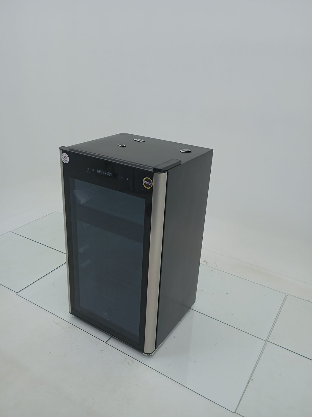 ADEGA ELECTROLUX WDF29 DUAL ZONE 29 GARRAFAS 