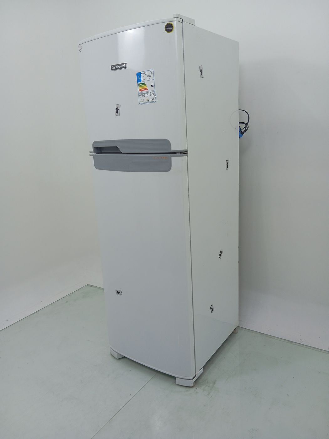 REFRIGERADOR ELECTROLUX TC41-   FROST FREE 37
