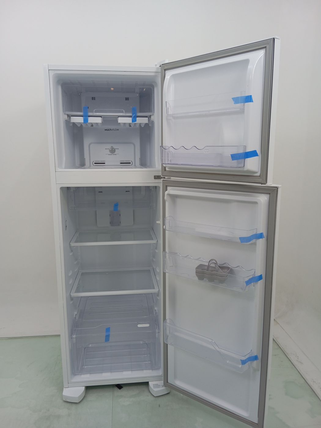 REFRIGERADOR ELECTROLUX DFN41 FROST FREE 371L