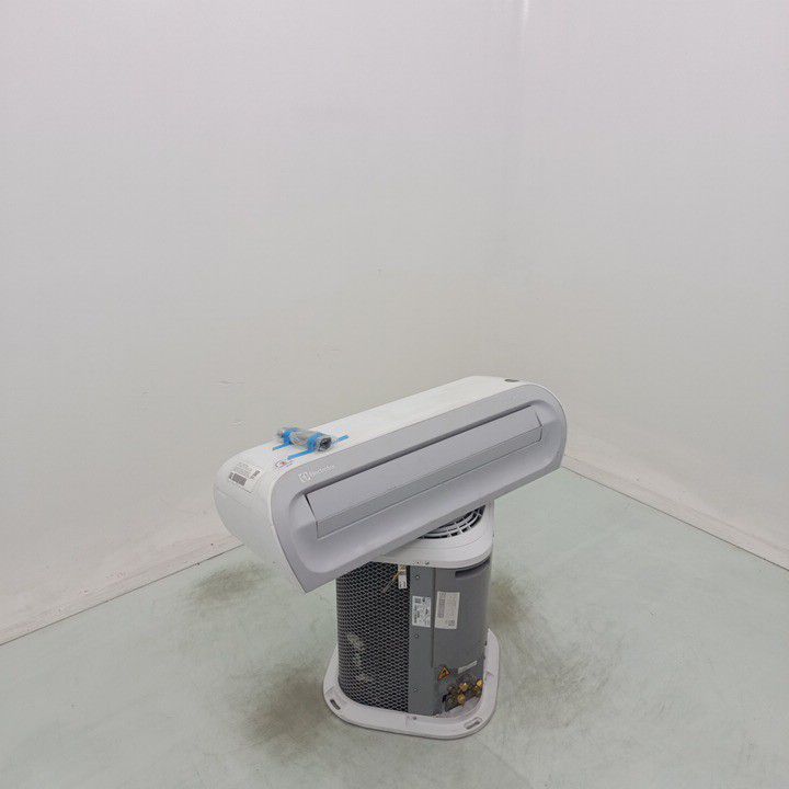AR CONDICIONADO ELECTROLUX YI09F 9000 BTUS FR