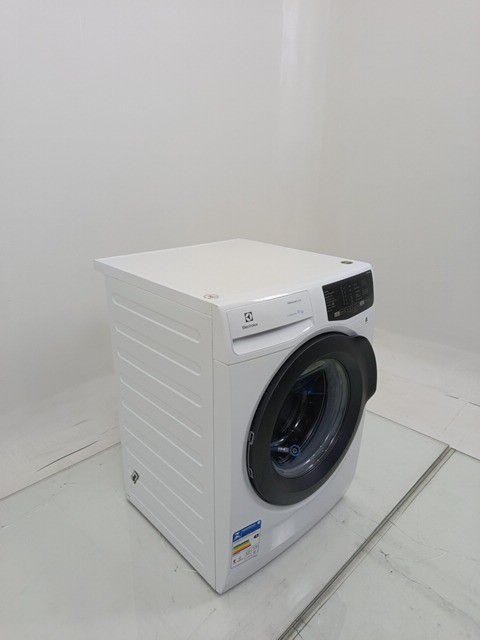 LAVADORA ELECTROLUX LFE11 - Lavadora Electrol