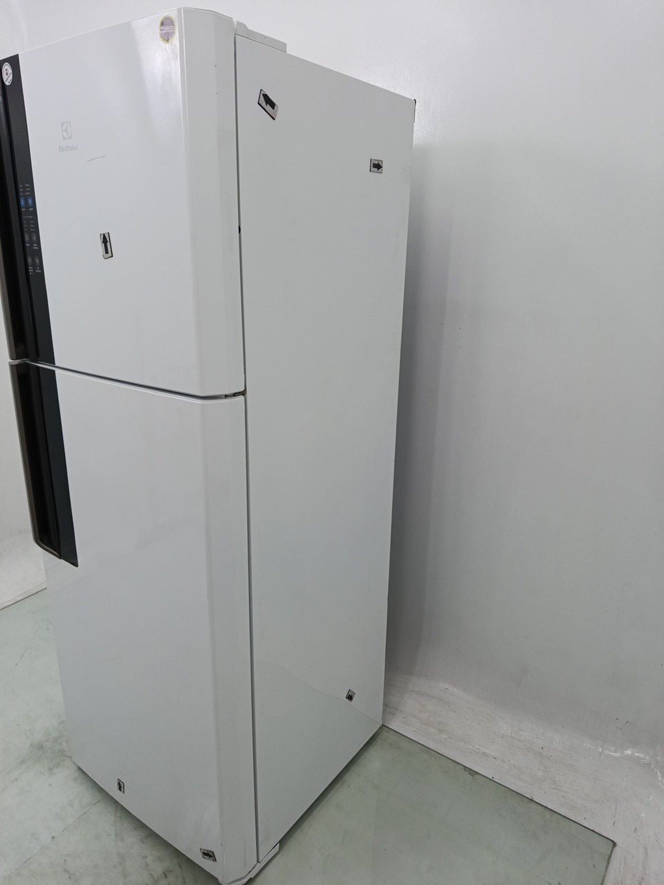 GELADEIRA ELECTROLUX DF56 FROST FREE 474 DUPL