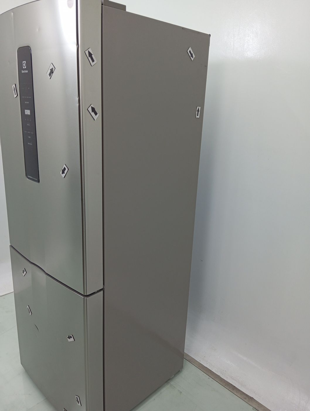 GELADEIRA ELECTROLUX IB7S FROST FREE INVERTER