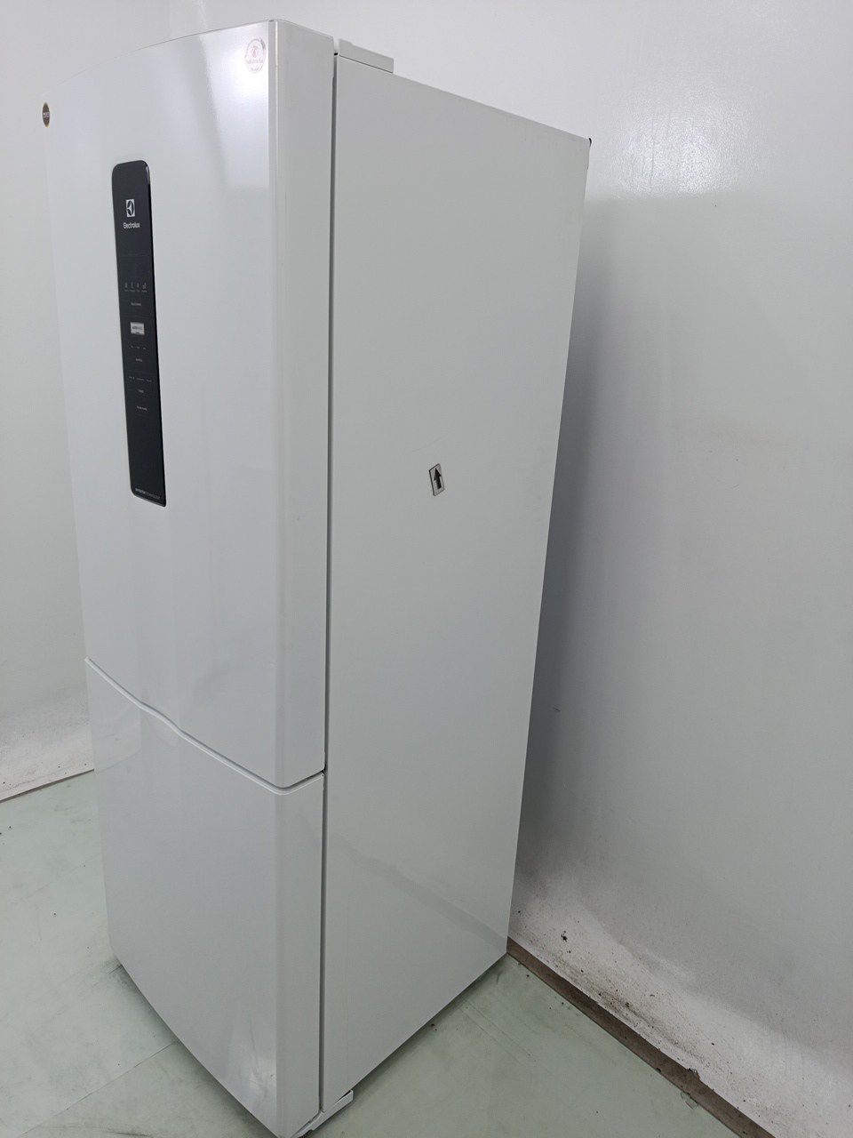 GELADEIRA ELECTROLUX IB55 FROST FREE INVERTER