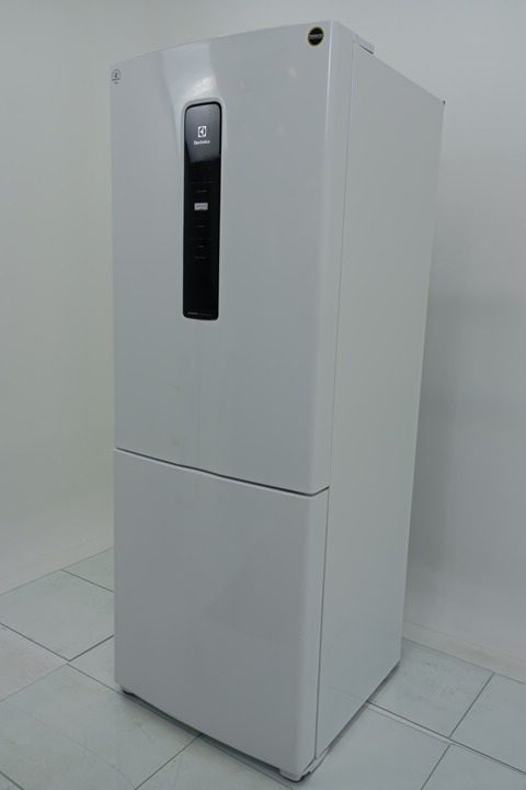 REFRIGERADOR ELECTROLUX IB7 FROST FREE INVERT